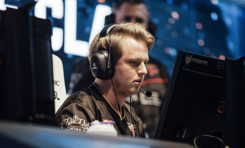Philip "aizy" Aistrup joins North