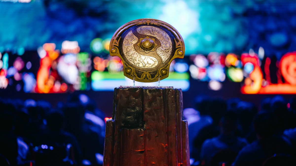 EUW claim two of the top 3 spots at The International 2022
