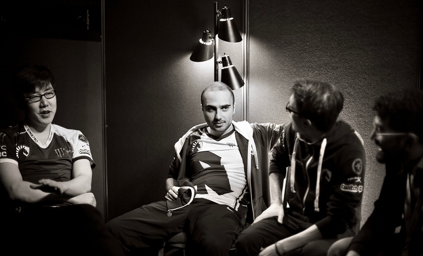 Kuroky takes top 4 in Artifact Preview Tournament